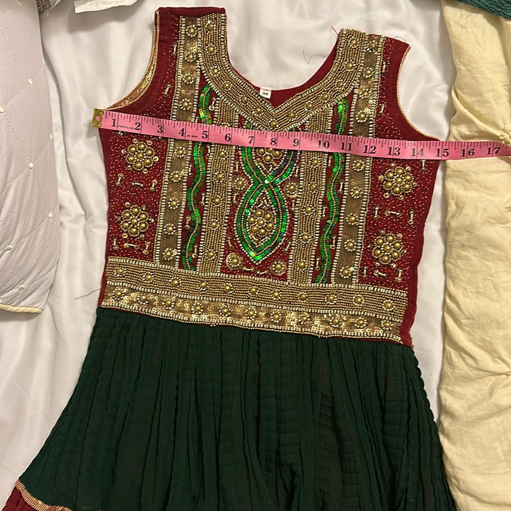 Women’s Indian Outfit